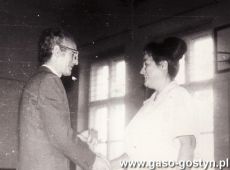 4436.Dzien Nauczyciela w Szkole Podstawowej nr 1 w Gostyniu (14 pazdziernika 1988 r.)
