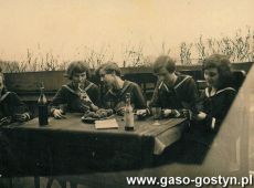 4480.Gostynskie gimnazjalistki (ok. 1933 r.)