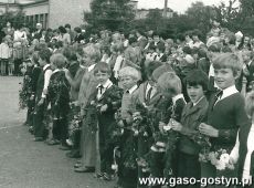 484.Rozpoczecie roku szkolnego w Szkole Podstawowej nr 3 w Gostyniu (1980r.)