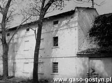 4854.Spichlerz w Kosowie (wybudowany pod koniec XIX wieku)