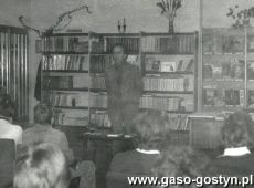 4899.Biblioteka Publiczna Miasta i Gminy w Gostyniu - spotkanie autorskie z poznanskim literatem Jerzym Korczakiem (11 grudnia 1978 r.)