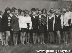 5051.Absolwentki Liceum Ogolnoksztalcacego w Gostyniu (klasa IVD, 1972 r.)