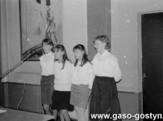 5214.Pozegnanie absolwentow Szkoly Podstawowej nr 4 w Gostyniu (1988 r.).JPG