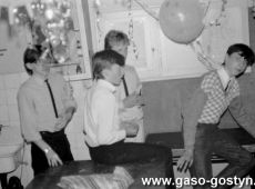 5221.Pozegnanie absolwentow Szkoly Podstawowej nr 4 w Gostyniu (1988 r.).JPG