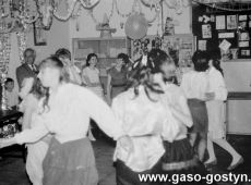 5228.Pozegnanie absolwentow Szkoly Podstawowej nr 4 w Gostyniu (1988 r.).JPG