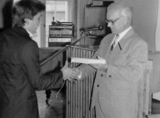 5241.Pozegnanie absolwentow Liceum Ogolnoksztalcacego w Gostyniu (1988 r.).JPG