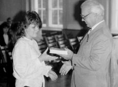 5247.Pozegnanie absolwentow Liceum Ogolnoksztalcacego w Gostyniu (1988 r.).JPG
