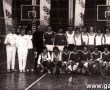 527.Siatkarze MZKS Kania Gostyn i Sportclub Hoyerswerda (NRD) - hala sportowa Szkoly Podstawowej nr 2 w Gostyniu (1975 r.)