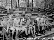 5327.Lekkoatleci ze Szkoly Podstawowej nr 1 w Gostyniu (1985 r.).JPG