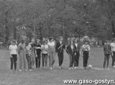 5331.Szkolny festyn sportowo-rekreacyjny na stadionie Osrodka Sportu i Rekreacji w Gostyniu (1987 r.).JPG