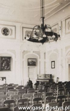 5367.Aula Gimnazjum w Gostyniu na zdjeciu z 1931 roku