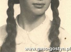 5414.Joanna Kurnatowska - corka Jadwigi (z domu Mogilnickiej) i Jana Nepomucena, ostatniego wlasciciela Dusiny i Pozegowa, Joanna na zdjeciu, kiedy byla uczennica Gimnazjum w Lesznie