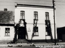 5474.Zasadnicza Szkola Rolnicza przy ulicy Krobskiej w Pogorzeli w budynku szkoly poewangelickiej (2. polowa lat 70. XX wieku)