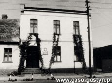 5474.Zasadnicza Szkola Rolnicza przy ulicy Krobskiej w Pogorzeli w budynku szkoly poewangelickiej (2. polowa lat 70. XX wieku)