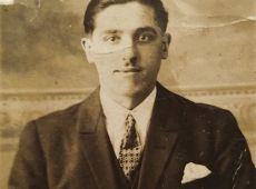 5504.Jan Biniasz (1901-1975) - urodzony w Strzelcach Wielkich, wiezien obozow koncentracyjnych w Dachau i Sachsenhausen, fundator kapliczki z figura Matki Boskiej w Stezycy