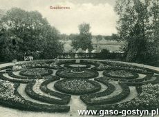 5514.Klomb przed palacem Modlibowskich w Czachorowie (poczatek XX wieku)
