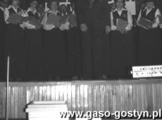 5524. Pozegnanie Feliksa Waldy - zalozyciela Choru Dzwon w Gostyniu
