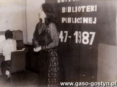 5576. Czesc artystyczna uroczystosci 40-lecia Biblioteki Publicznej Miasta i Gminy w Gostyniu (22 pazdziernika 1987 r.)