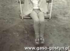 5596. Na placu  zabaw przy ul. PPR (obecnie Kolejowa )w Gostyniu, w miejscu danej synagogi (lata 60. XX wieku)