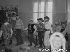 5624.Bal karnawalowy w Szkole Podstawowej nr 2 w Gostyniu (1987 r.).JPG