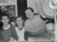 5637.Liceum Ogolnoksztalcace w Gostyniu - zajecia kolka fotograficznego prowadzi Piotr Radojewski (1988 r.).JPG