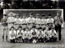 567.Druzyna trampkarzy MZKS Kania Gostyn - IV miejsce w turnieju makroregionu dolnoslaskiego rozgrywanego w dniach 26-27 czerwca 1987 roku na stadionie w Gostyniu