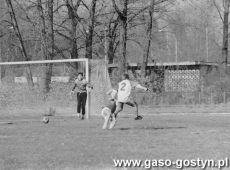 5761.Stadion w Lesznie - mecz pilki noznej Zespol Szkol Technicznych w Lesznie-Liceum Ogolnoksztalcace w Gostyniu (1990 r.).JPG