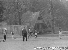 5763.Stadion w Lesznie - mecz pilki noznej Zespol Szkol Technicznych w Lesznie-Liceum Ogolnoksztalcace w Gostyniu (1990 r.).JPG
