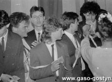 5785.Pozegnanie absolwentow Liceum Ogolnoksztalcacego w Gostyniu (1988 r.).JPG