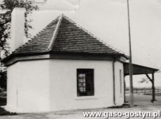 5794.Kuznia w Szelejewie (wybudowana w 1912 r.) na zdjeciu z 1984 roku