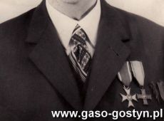 5803. Ignacy Olejniczak (starszy strzelec Kompanii Jarocinskiej, pozniej podporucznik mianowany) odznaczony Wielkopolskim Krzyzem Powstanczym (