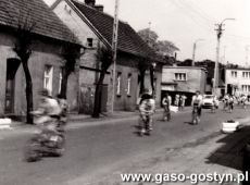 5835.Szkolny wyscig kolarski w Piaskach (1987 r.)