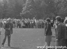5837.Uczniowie gostynskich szkol swietuja Miedzynarodowy Dzien Dziecka na stadionie Osrodka Sportu i Rekreacji w Gostyniu (1987 r.).JPG