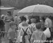 5862.Uczniowie gostynskich szkol swietuja Miedzynarodowy Dzien Dziecka na stadionie Osrodka Sportu i Rekreacji w Gostyniu (1987 r.).JPG