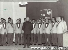 5900.Chor Wanda z Pepowa podczas uroczystosci z okazji 30-lecia PRL (czerwiec 1974 r.)