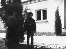 5911. Przed Przedszkolem nr 4 (Jarzebinka) przy ul. Starogostynskiej w Gostyniu
