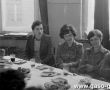 5913.Rada pedagogiczna w Szkole Podstawowej nr 1 w Gostyniu podsumowujaca rok szkolny 1983-1984.JPG