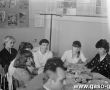 5916.Rada pedagogiczna w Szkole Podstawowej nr 1 w Gostyniu podsumowujaca rok szkolny 1983-1984.JPG