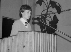 5919.Pozegnanie absolwentow Szkoly Podstawowej nr 4 w Gostyniu (1990 r.).JPG