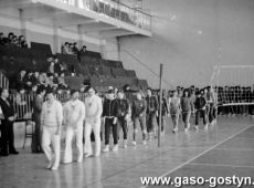 5937.Final Wojewodzkich Igrzysk Mlodziezy Szkolnej w Pilce Siatkowej w hali sportowej SP 2 w Gostyniu (1988 r.).JPG