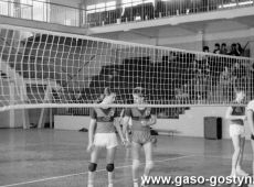 5942.Final Wojewodzkich Igrzysk Mlodziezy Szkolnej w Pilce Siatkowej w hali sportowej SP 2 w Gostyniu (1988 r.) - siatkarze gostynskiego LO.JPG