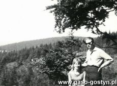 5954. Gabriela Wyzujak z mezem Romanem