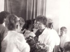 5960.Pozegnanie absolwentow Szkoly Podstawowej nr 1 im. Czarnego Legionu w Gostyniu (1989 r.)