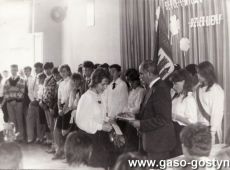 5963.Pozegnanie absolwentow Szkoly Podstawowej nr 1 im. Czarnego Legionu w Gostyniu (1989 r.)