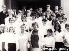 5969.Pozegnanie absolwentow Szkoly Podstawowej nr 1 im. Czarnego Legionu w Gostyniu (1989 r.)