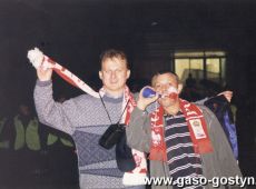 597.Kibice z Gostynia na meczu Polska-Norwegia (3-0) w ramach eliminacji Mistrzostw Swiata Korea Pld.-Japonia 2002 (Chorzow, 1 wrzesnia 2001 r.)