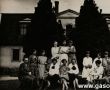 5970.Uczennice Gimnazjum w Gostyniu wraz z prof. Michalina Dabinska z wizyta u Stanislawa (wlasciciela Zelazna) i Emilii (z Sicinskich) Jasieckich w Zelaznie (10 czerwca 1931 r.)