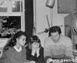 5973.Liceum Ogolnoksztalcace w Gostyniu - zajecia kolka fotograficznego prowadzi Piotr Radojewski (1988 r.).JPG