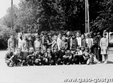 5984.Uczniowie Szkoly Podstawowej nr 1 im. Czarnego Legionu w Gostyniu (1985 r.).JPG