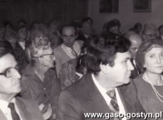 6005. 40-Lecie gostynskiej Biblioteki (1987 r.), od lewej Tadeusz Lukowski (przew. Rady Narodowej w Gostyniu), Andrzej Zaremba (I sekretarz KMG PZPR w Gostyniu), Janina Malgorzata Halec (dyr Biblioteki w Lesznie)